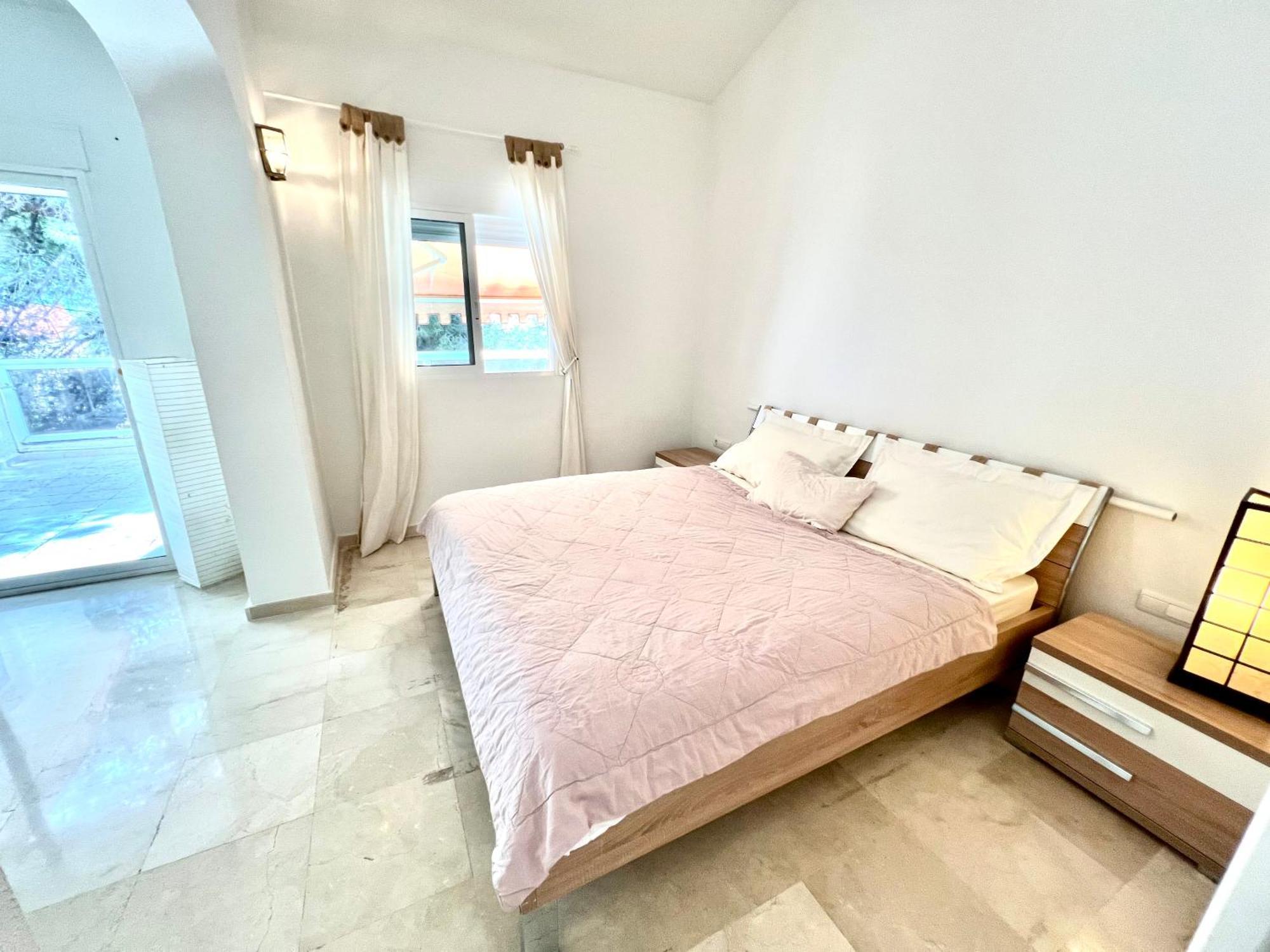Beachside 4-Bedroom With Pool Alicante Exterior photo